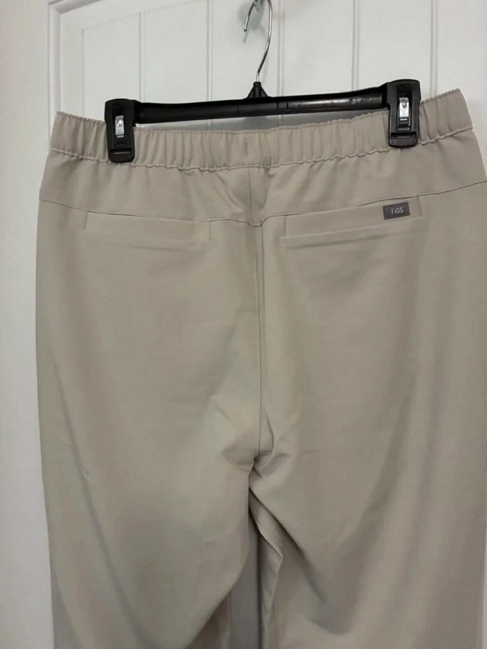 Figs Scrub Tansen Jogger In Tan Size MT 32” x 32”